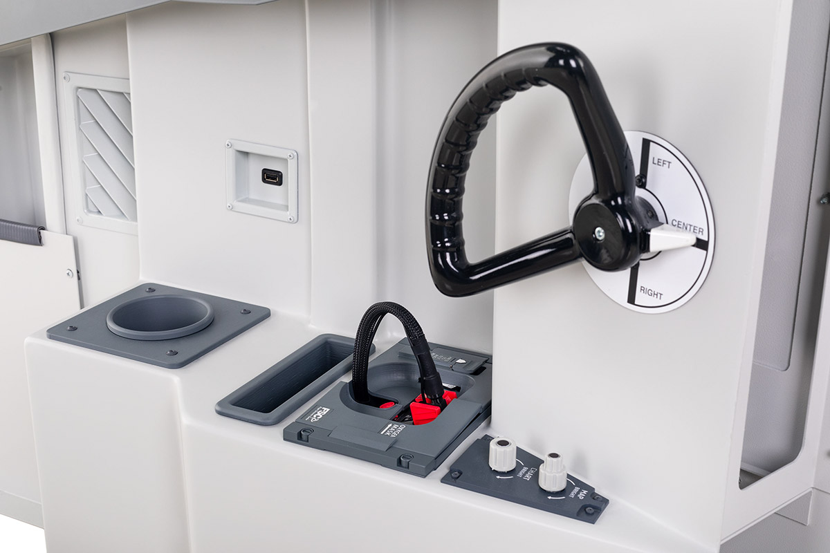 FSC B737 SHELL SIDE CPT FEATURES OVERVIEW 1